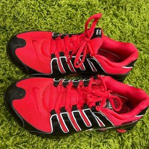 Nike SHOX gently worn great condition.